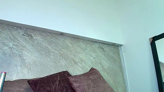 Dixie grey1 online show from April 21, 2:02 pm