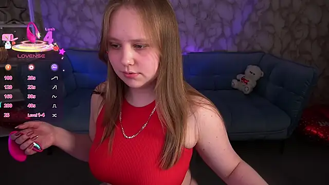 CrystallPaws online show from April 23, 7:16 am