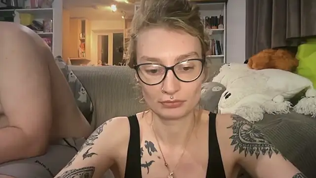 harleyblair online show from June 16, 10:11 pm