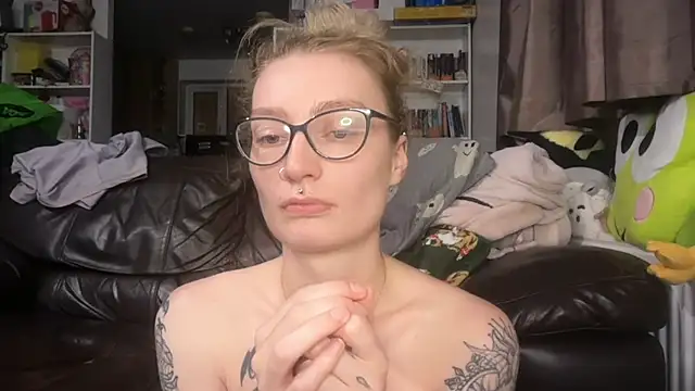 harleyblair online show from July 16, 10:58 pm