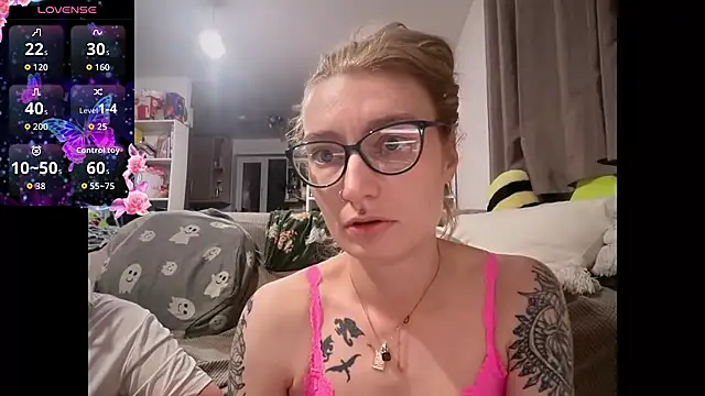 harleyblair online show from April 27, 10:07 pm