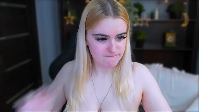 Stef Nicks online show from April 20, 9:12 am