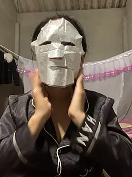 NhuFox online show from October 4, 1:06 pm