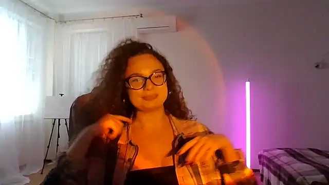 StarBlazee online show from October 1, 2:22 pm