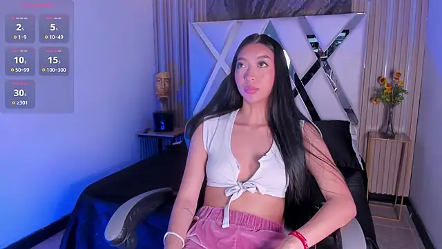 Sussyrosse  online show from April 7, 9:50 pm