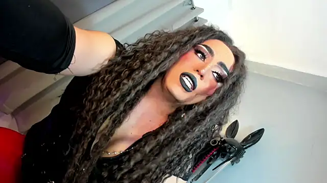 MagnaCumLoader17 online show from December 3, 10:56 pm