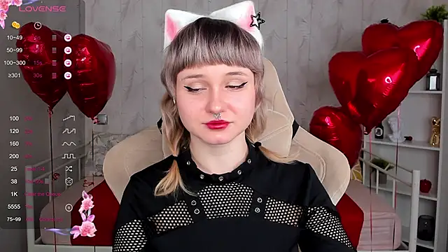 Tori Cutie online show from February 13, 12:23 am