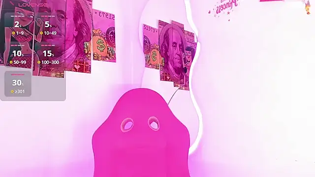 Rachell coollins online show from February 19, 9:13 pm