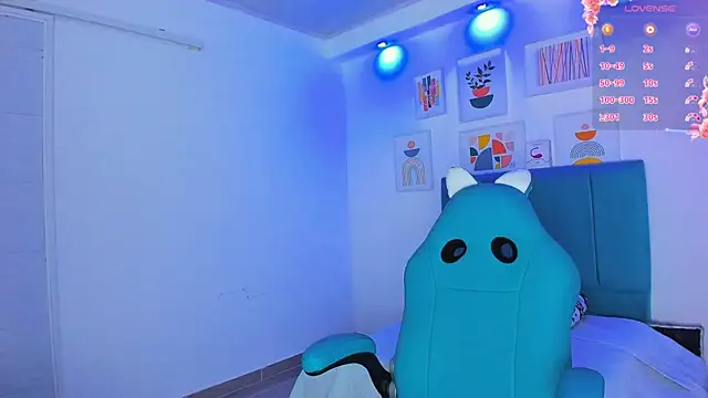 milk candy18 online show from December 20, 11:14 am