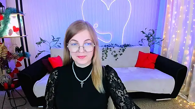 YourUniverser online show from June 6, 9:37 am