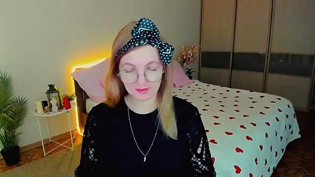 YourUniverser online show from April 24, 12:41 pm