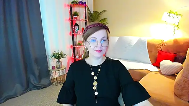 YourUniverser online show from April 27, 1:52 pm