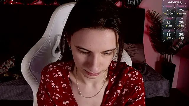 kaleriyaa  online show from December 16, 3:45 am