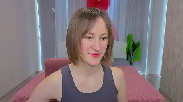 LuluChiiii online show from February 20, 11:12 am