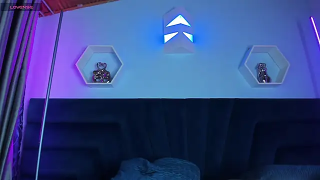 afrodita meraki online show from April 26, 9:45 pm