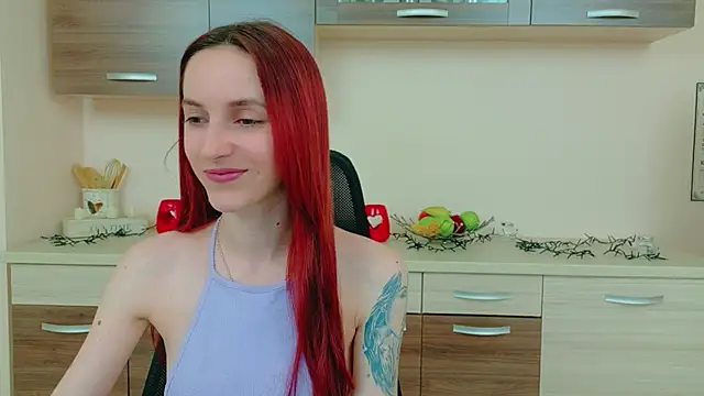 Julia Jae online show from April 27, 6:43 am