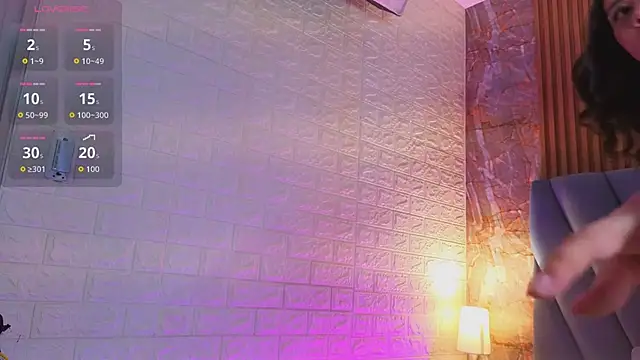 nathalia koch  online show from March 25, 8:23 pm