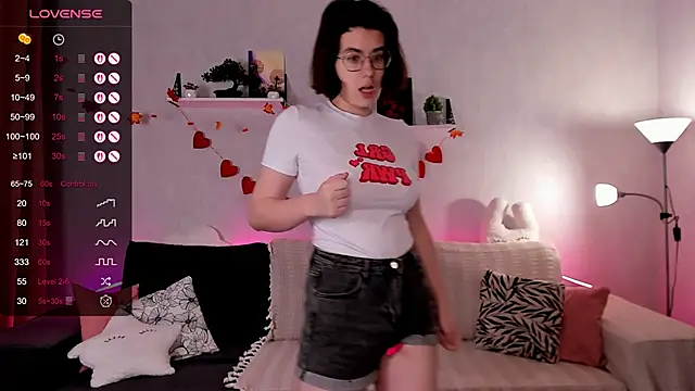 BellaCaress online show from November 25, 2:36 am