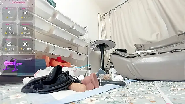 fox-yiyi online show from February 23, 8:03 am