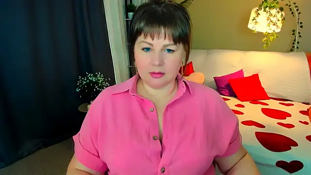 CrystaalStaar online show from March 21, 5:01 am