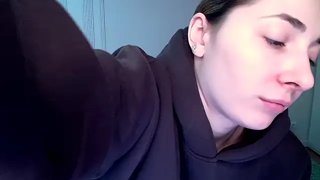 SensitiveSooul online show from April 22, 7:33 pm