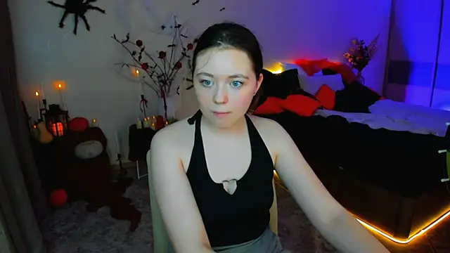 AlluringLookk online show from October 27, 4:35 pm