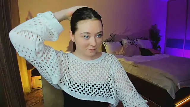 AlluringLookk online show from November 12, 4:49 pm