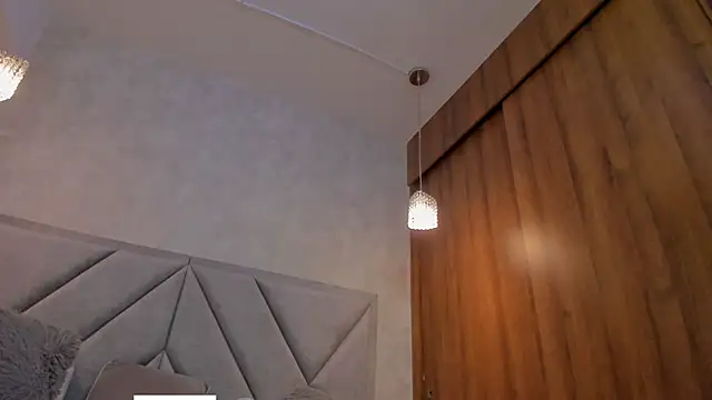 Im Manu online show from April 16, 9:39 pm