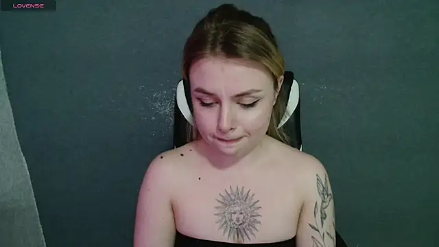 AngelicaHollywood online show from November 9, 8:38 pm