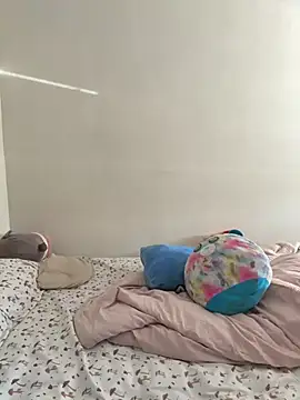 CharmingMaddie online show from April 26, 5:32 pm