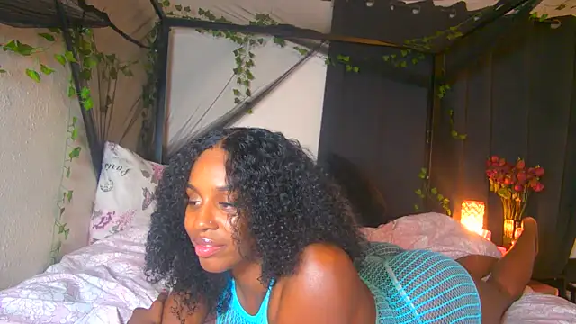 elaasia online show from May 27, 11:13 pm