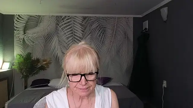 Sabina Ros online show from November 11, 7:15 am