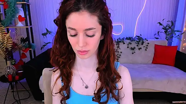 ChristinaConteeree online show from June 5, 7:20 pm
