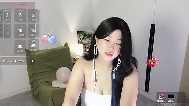 Snapshot of Emmaq996 chatting on September 16, 3:36 am Emmaq996 online show from September 16, 3:36 am