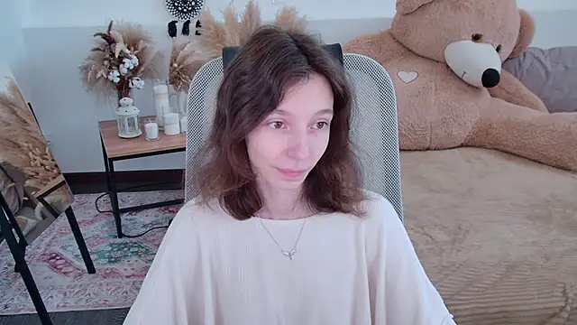 EmmanuellBrown online show from April 27, 7:16 am