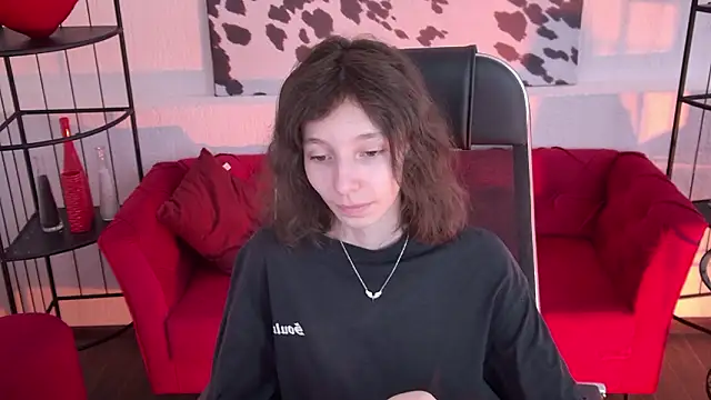 EmmanuellBrown online show from March 22, 8:20 am