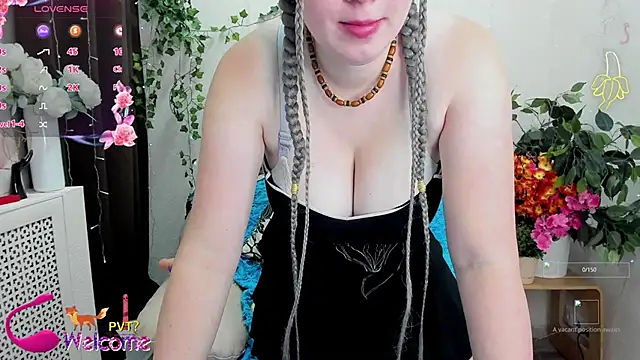 Snapshot of Tata_foxy_x chatting on October 5, 1:10 am Tata foxy x online show from October 5, 1:10 am