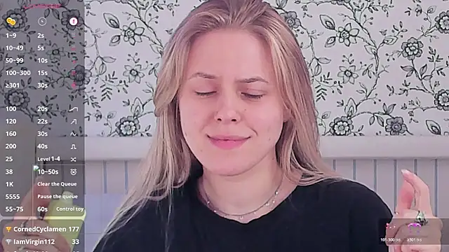 AngelAnty online show from April 24, 2:09 pm