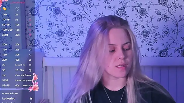 AngelAnty online show from March 29, 3:44 pm