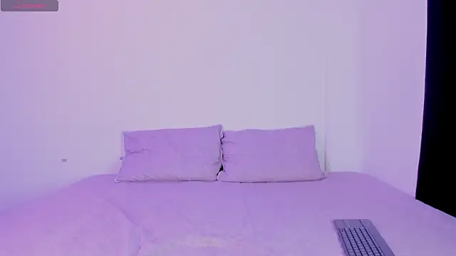 Mafer Osorio online show from April 28, 2:27 am