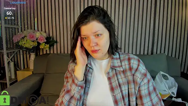 Michele Greenn online show from October 15, 1:08 am