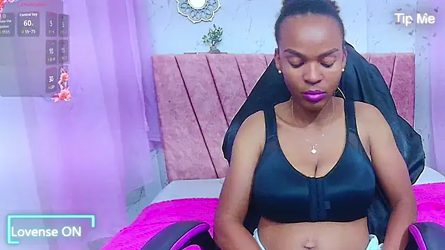 mia  thomson  online show from April 10, 2:39 am