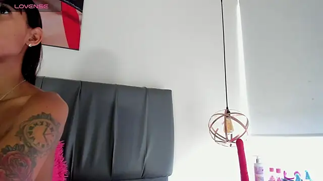 iisabella noa online show from June 5, 12:44 pm