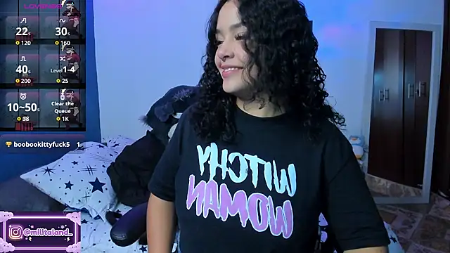 Snapshot of milita_houston chatting on September 26, 1:03 am milita houston online show from September 26, 1:03 am
