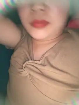 NguyenMyy online show from December 22, 7:39 pm