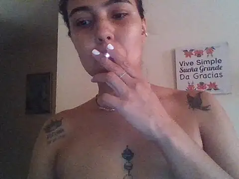 EmmaSplycer02 online show from April 8, 6:10 pm