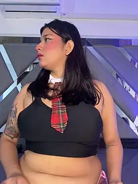 mia everly online show from October 19, 10:01 pm