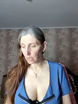 CandiCole online show from June 13, 4:10 am