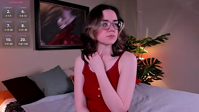 Sunny Teaze online show from March 29, 12:48 pm