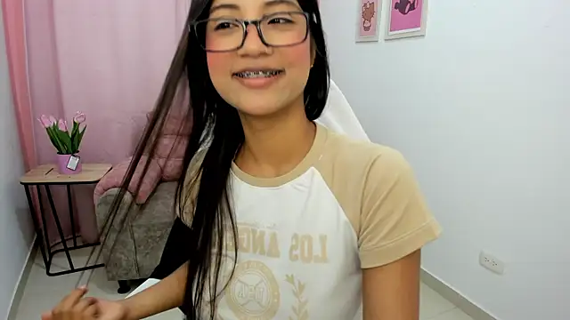 SeraphineCute online show from September 30, 7:19 pm